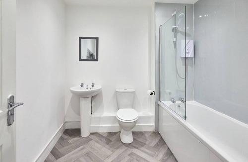 Loftus Apartment | Host & Stay | Apartment 5, Loftus
