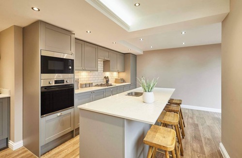 Morpeth House | Host & Stay | Crescent House