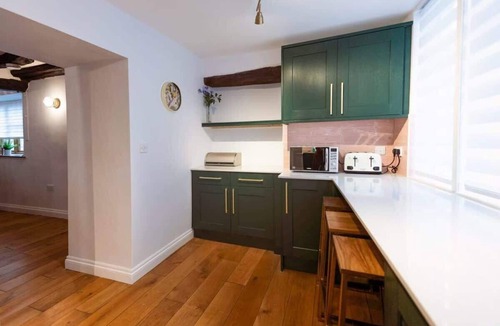 Pickering Apartment | Host & Stay | Iris Cottage