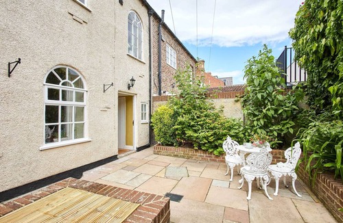 Middleton One Row House | Host & Stay | May Cottage