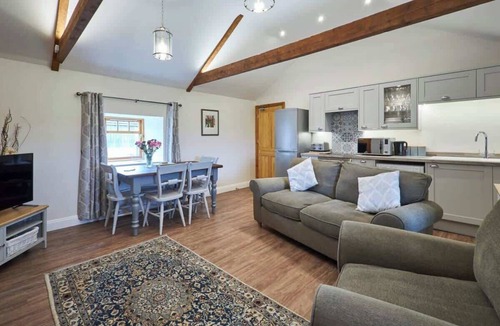 Newbrough Apartment | Host & Stay | The Granary, Carr Edge