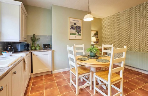 Middleton One Row House | Host & Stay - Tree Tops
