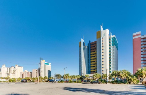 Myrtle Beach Apartment | Hosteeva Atlantica Oceanfront Condo