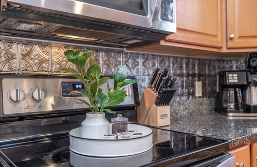 Waynesville House | Hot Tub | Home Gym | 30 min to Ski Slopes