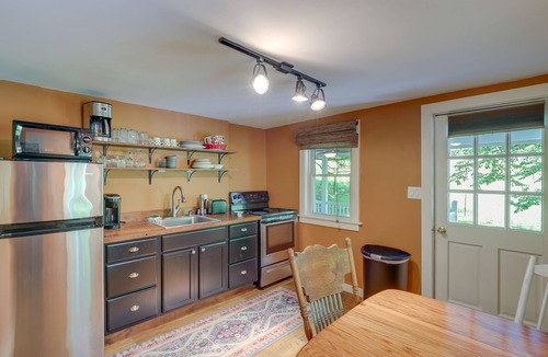 Marshall Cottage | Hot Tub & Mtn Views: Marshall Cottage!