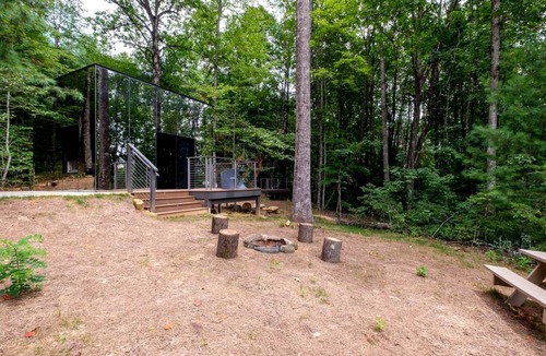 Balsam Grove House | House ∙ 1 bedroom ∙ 2 guests