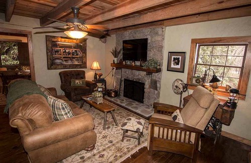 Robbinsville House | House ∙ 1 bedroom ∙ 2 guests