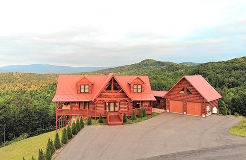 Dobson House | House ∙ 1 bedroom ∙ 22 guests