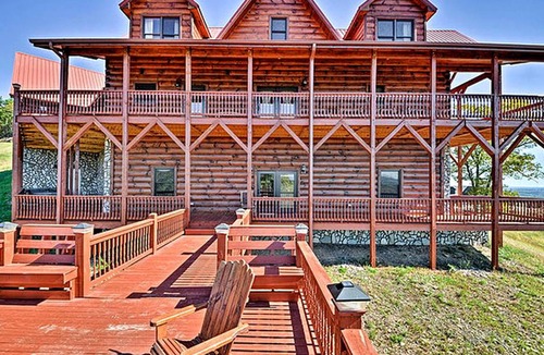 Dobson House | House ∙ 1 bedroom ∙ 22 guests