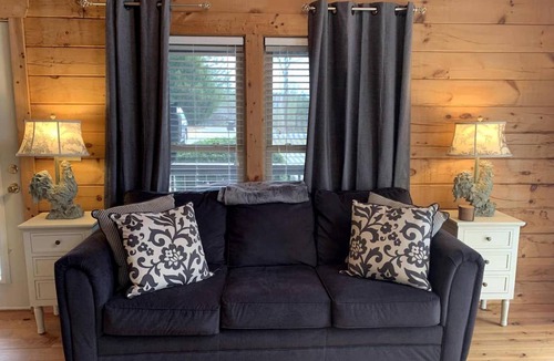 Rutherfordton House | House ∙ 2 bedrooms ∙ 6 guests