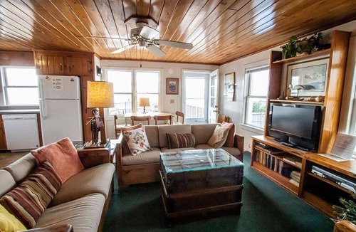 Holden Beach House | House ∙ 2 bedrooms ∙ 4 guests