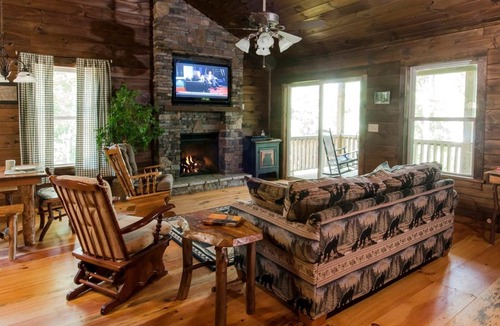 Topton House | House ∙ 2 bedrooms ∙ 6 guests