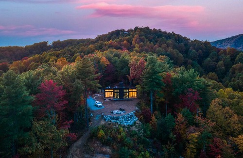 Lenoir House | House ∙ 2 bedrooms ∙ 6 guests