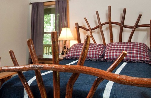 Topton House | House ∙ 2 bedrooms ∙ 7 guests