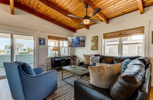 Kill Devil Hills House | House ∙ 3 bedrooms ∙ 6 guests