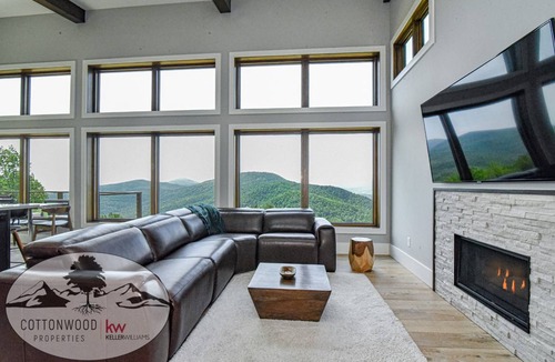 Black Mountain House | House ∙ 3 bedrooms ∙ 6 guests
