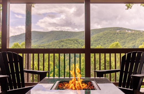West Jefferson House | House ∙ 3 bedrooms ∙ 8 guests