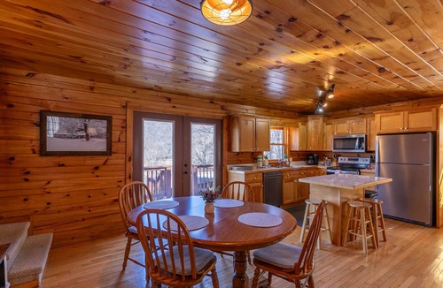West Jefferson House | House ∙ 3 bedrooms ∙ 8 guests