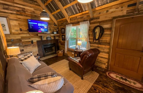 Millers Creek House | House ∙ 3 bedrooms ∙ 6 guests