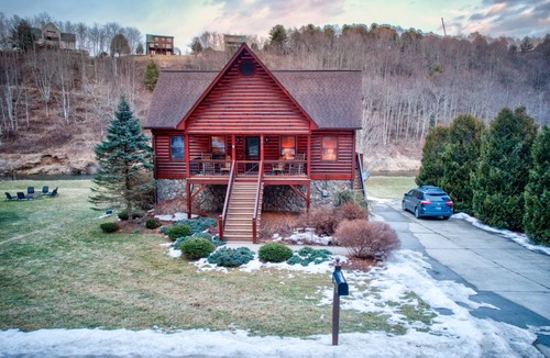 Todd House | House ∙ 3 bedrooms ∙ 10 guests