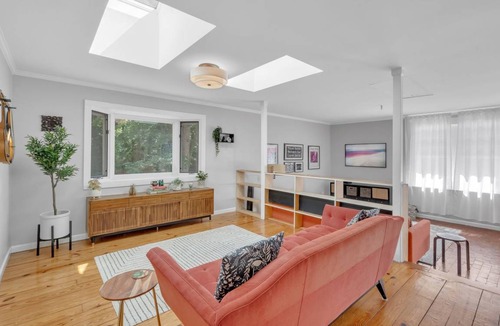 Chapel Hill House | House ∙ 3 bedrooms ∙ 8 guests
