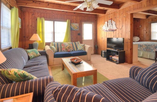 Long Beach House | House ∙ 3 bedrooms ∙ 7 guests