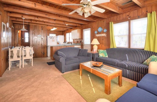 Long Beach House | House ∙ 3 bedrooms ∙ 7 guests