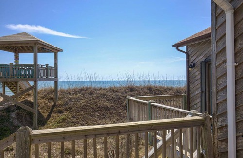 North Topsail Beach House | House ∙ 3 bedrooms ∙ 6 guests