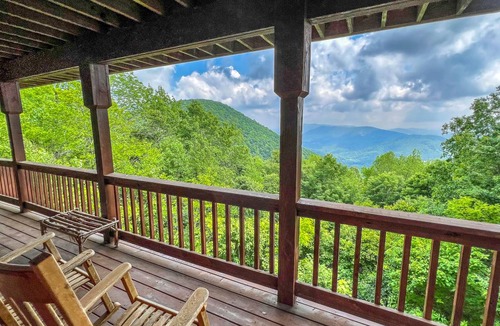 West Jefferson House | House ∙ 4 bedrooms ∙ 10 guests