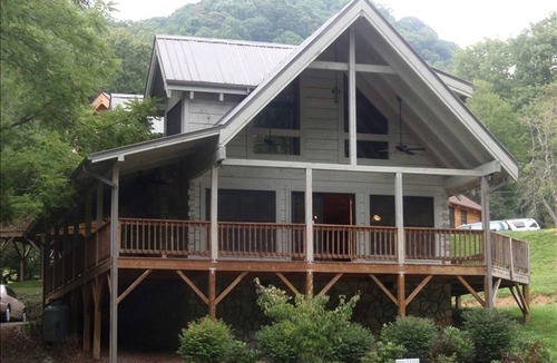 Maggie Valley House | House ∙ 4 bedrooms ∙ 8 guests