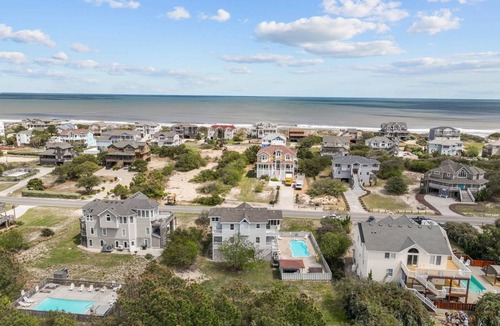 Whalehead Beach House | House ∙ 4 bedrooms ∙ 10 guests