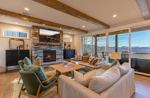 Lenoir House | House ∙ 4 bedrooms ∙ 12 guests