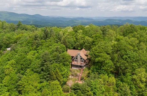 Apple Ridge House | House ∙ 4 bedrooms ∙ 12 guests