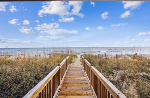Carolina Dunes House | House ∙ 4 bedrooms ∙ 14 guests