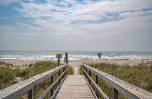 Kure Beach House | House ∙ 4 bedrooms ∙ 12 guests