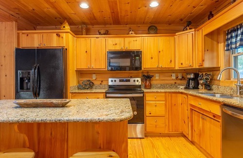 Lake Lure House | House ∙ 4 bedrooms ∙ 12 guests