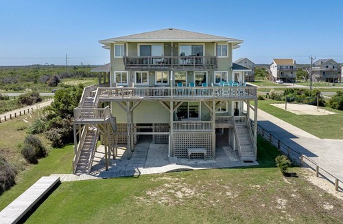 South Nags Head House | House ∙ 4 bedrooms ∙ 12 guests