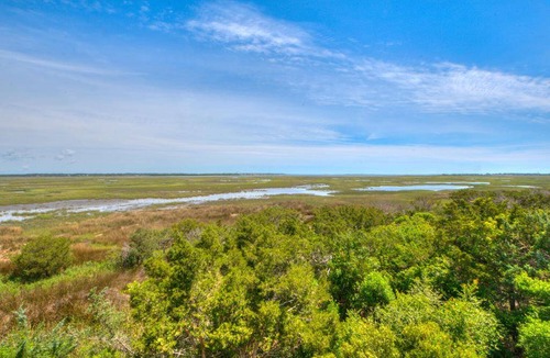 Caswell Beach House | House ∙ 4 bedrooms ∙ 11 guests