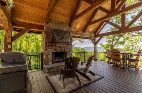 Banner Elk House | House ∙ 5 bedrooms ∙ 12 guests