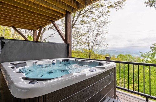 Banner Elk House | House ∙ 5 bedrooms ∙ 12 guests