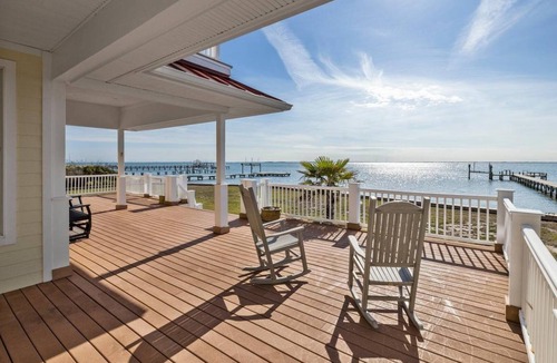 Harkers Island House | House ∙ 5 bedrooms ∙ 10 guests