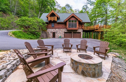 West Jefferson House | House ∙ 5 bedrooms ∙ 13 guests