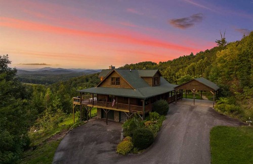 Vein Mountain House | House ∙ 5 bedrooms ∙ 15 guests