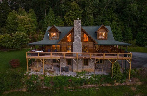 Vein Mountain House | House ∙ 5 bedrooms ∙ 15 guests