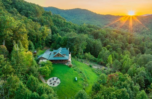 Vein Mountain House | House ∙ 5 bedrooms ∙ 15 guests