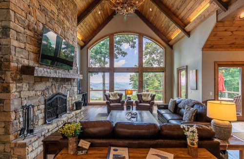 Banner Elk House | House ∙ 5 bedrooms ∙ 16 guests
