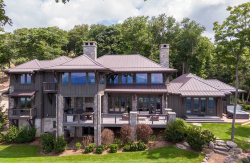 Banner Elk House | House ∙ 5 bedrooms ∙ 10 guests
