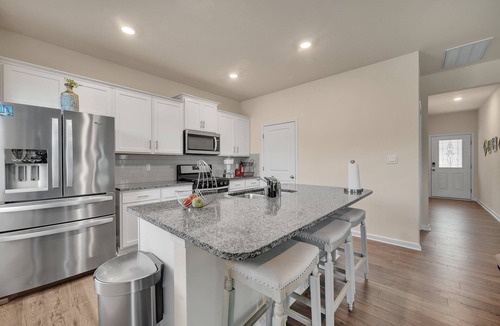 Moores Chapel House | House 5 minutes to Whitewater center and 12 minutes to Charlotte Douglas Airport