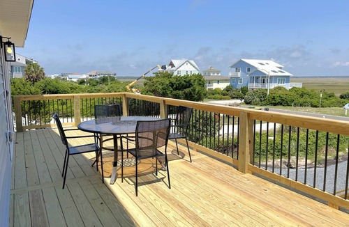 Caswell Beach House | House ∙ 5 bedrooms ∙ 10 guests