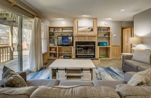 Corolla Light House | House ∙ 6 bedrooms ∙ 13 guests